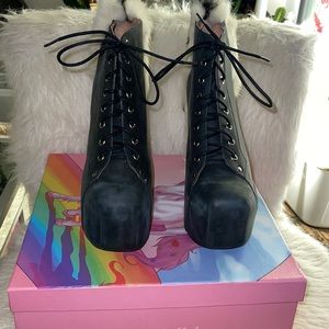Jeffrey Campbell fur Black boots